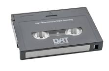 DAT (Digital Audio Tape) Media Conversion per DAT